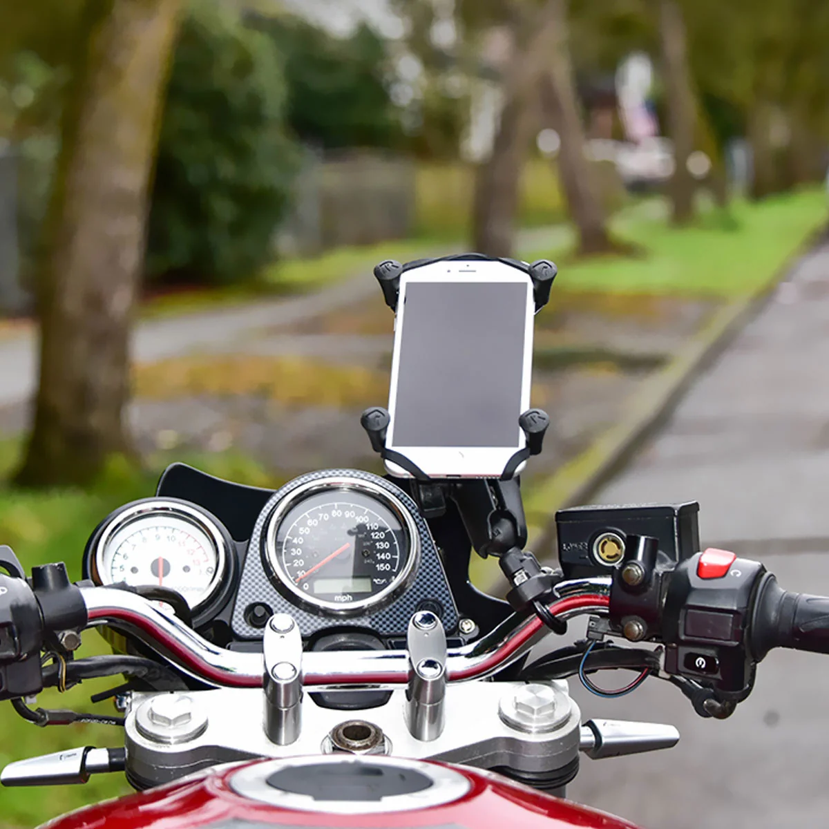 Ram Mount RAM-B-149Z-A-UN10U RAM Rail U-Bolt Short With X-Grip Large Phone Mount - Image 3
